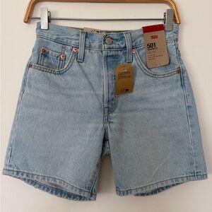 Levi's Light Blue Denim 501 woman’s mid thigh Shorts